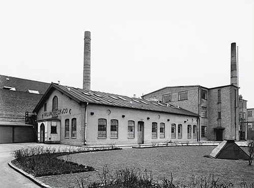 从批发到精研 跨国药企专注药品销售的转型之路